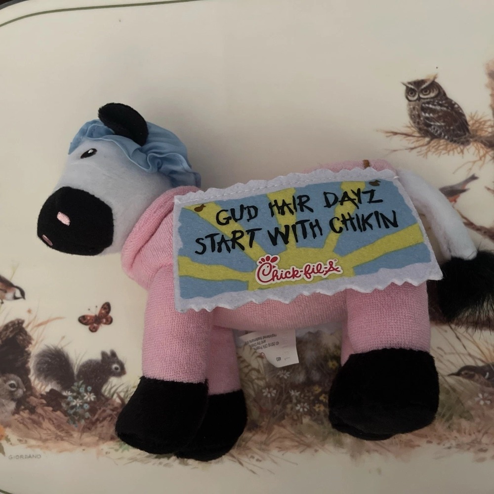 Chick-fil-A Cow Plush Pink terrycloth blue bonnet cap Gud hair Days Start Chikin